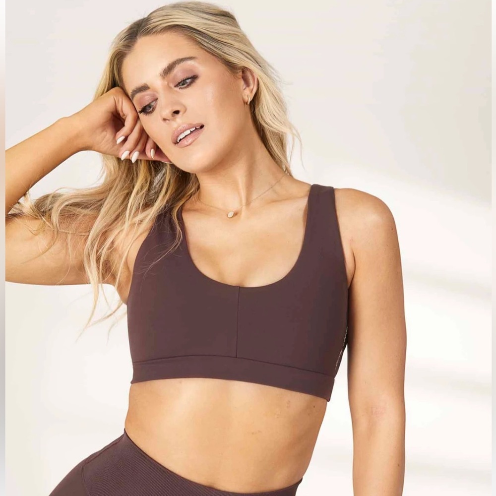 Chocolate Whitney Simmons x Gymshark 2 Sports Bra